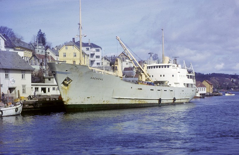 23 ARENDAL 1957 , BAKJ